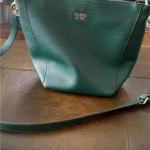 Women cross body guess purse